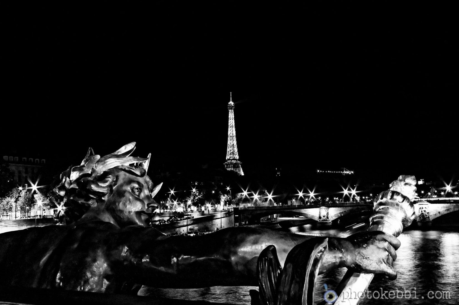 Pont Alexandre III – Nymphe de la Néva